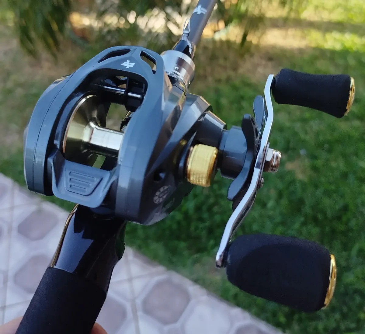 Carretilha Jau Pesca M21 Pro Slin Bg Gold 10kg 6-rol Esquerdo